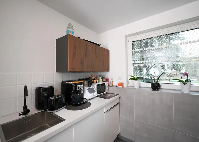 Monteurzimmer-dortmund-mengede * Dortmund